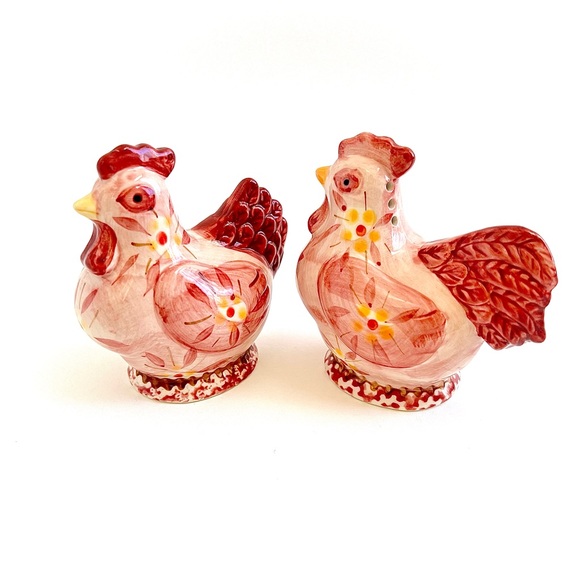 Vintage Temp-tations Old World Cranberry Chicken Salt & Pepper Shakers - Picture 3 of 10